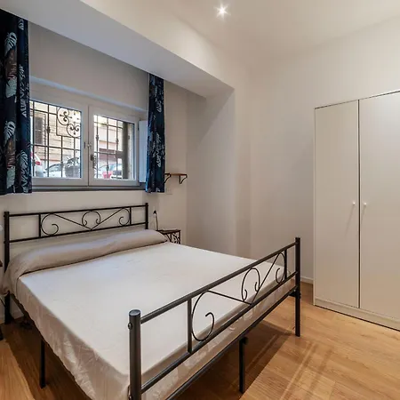 Apartament Guesthost - Homey Near San Giovanni Rzym
