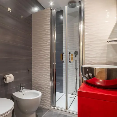 Apartament Guesthost - Homey Near San Giovanni *
